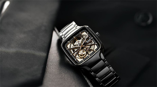 雷达手表怎么调星期（图）