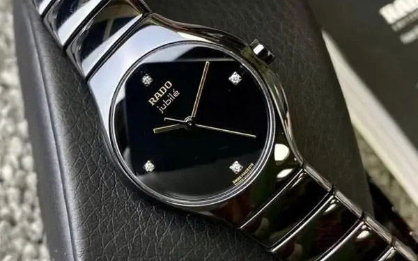 雷达腕表表蒙有划痕处理办法盘点（图）